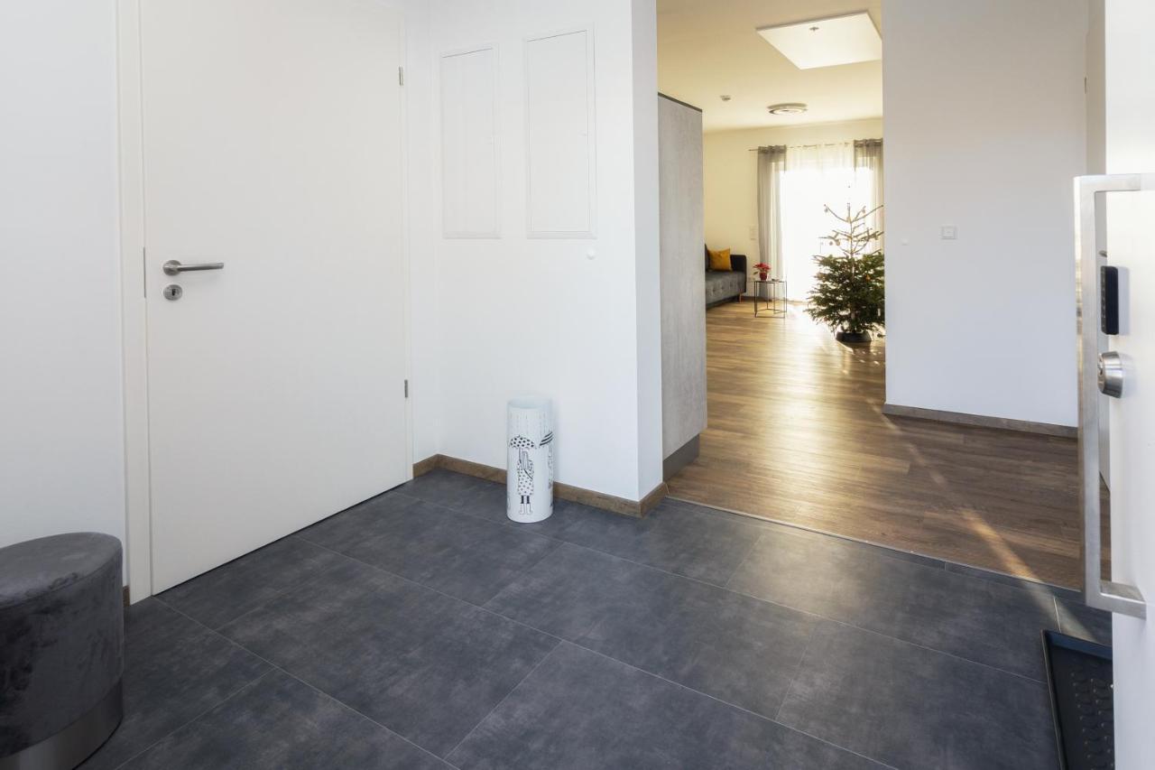 Ferienwohnung Bergaecker ノイアルベンロイト エクステリア 写真